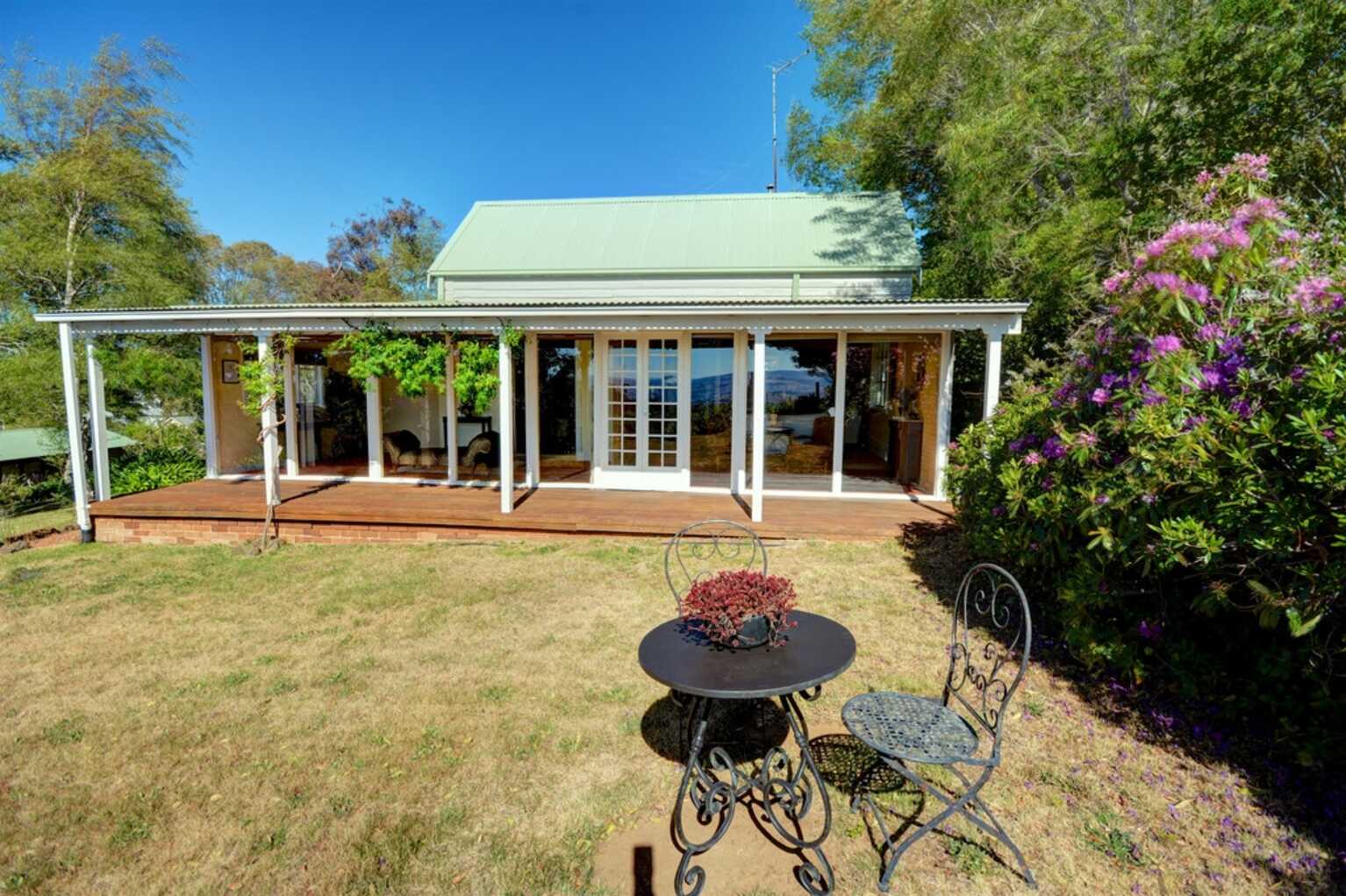 16 Lookout Street Blackheath