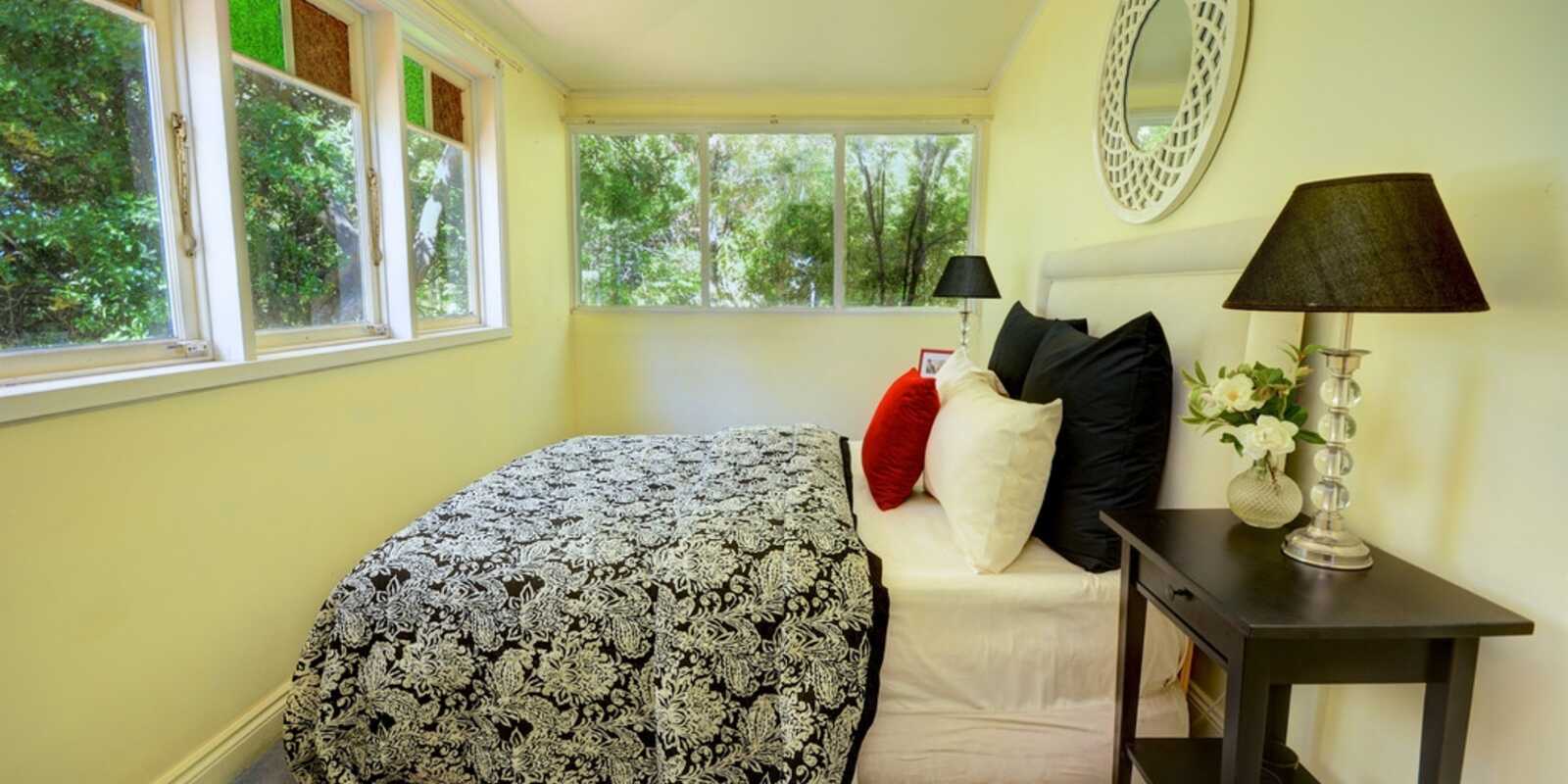 16 Lookout Street Blackheath