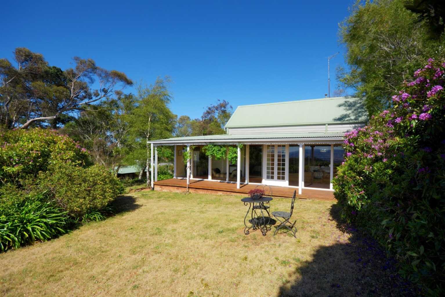 16 Lookout Street Blackheath