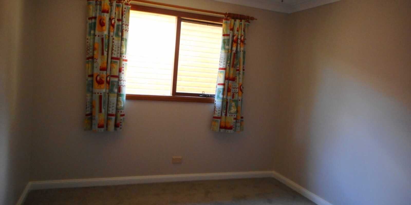 19 GORDON AVE Blackheath