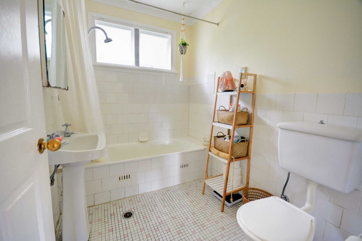 250 Govetts Leap Road Blackheath