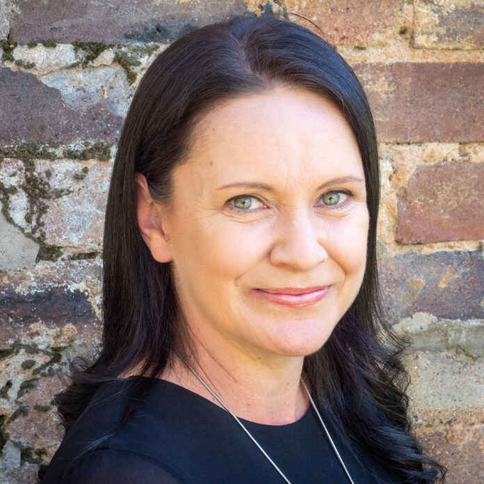 Justine Brown Justine Brown