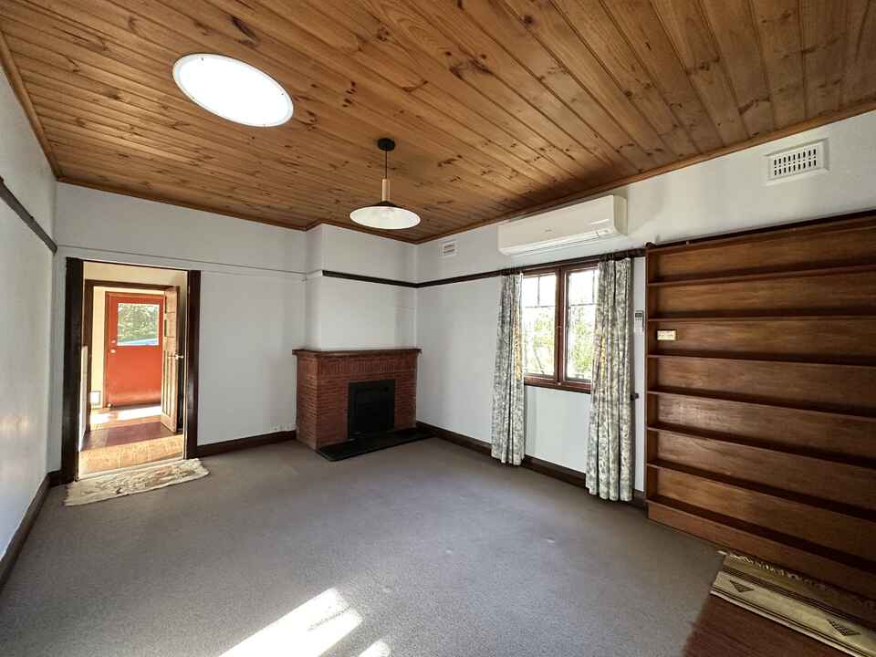 84 HAT HILL ROAD Blackheath