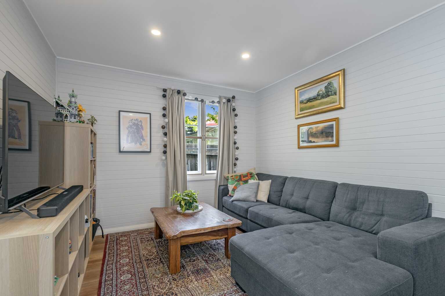 67 Govetts Leap Road Blackheath