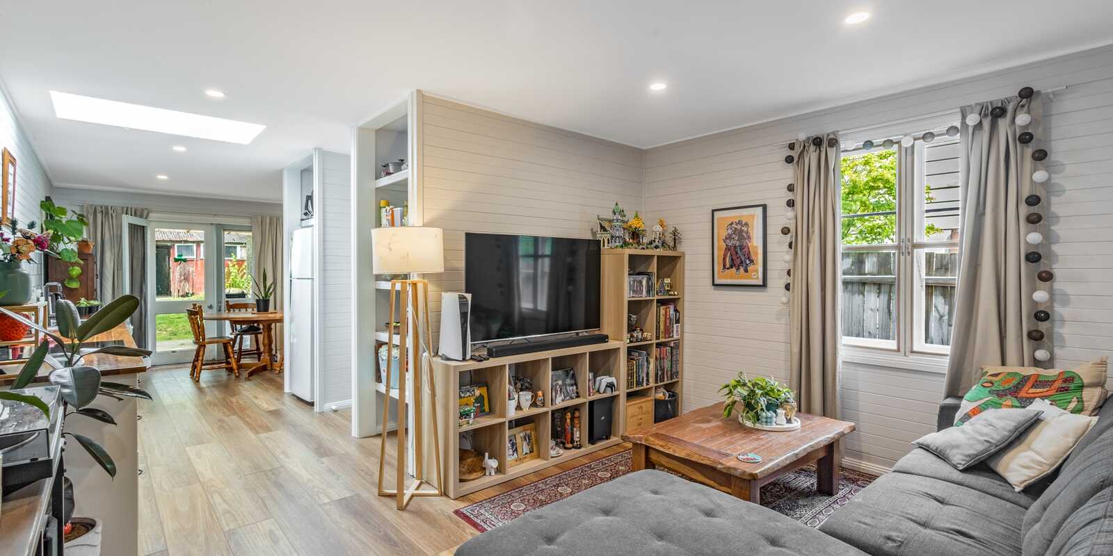 67 Govetts Leap Road Blackheath