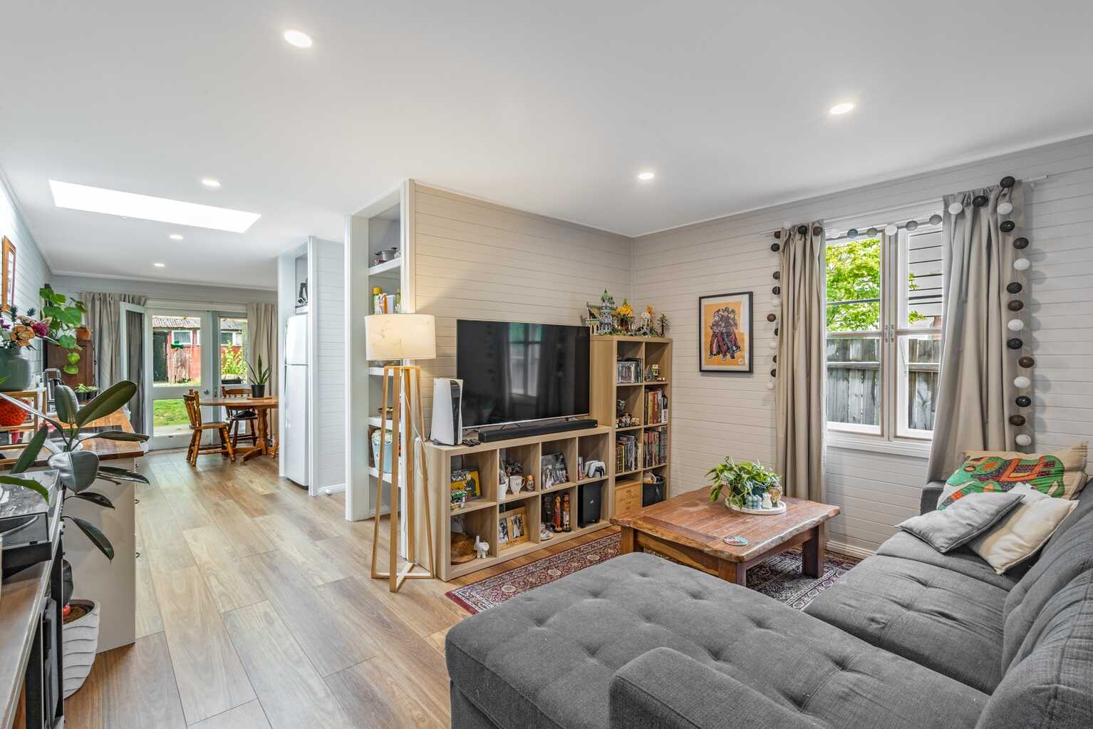 67 Govetts Leap Road Blackheath