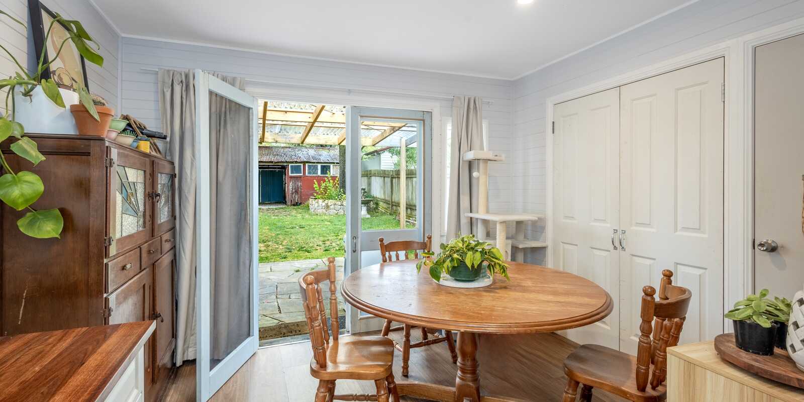 67 Govetts Leap Road Blackheath