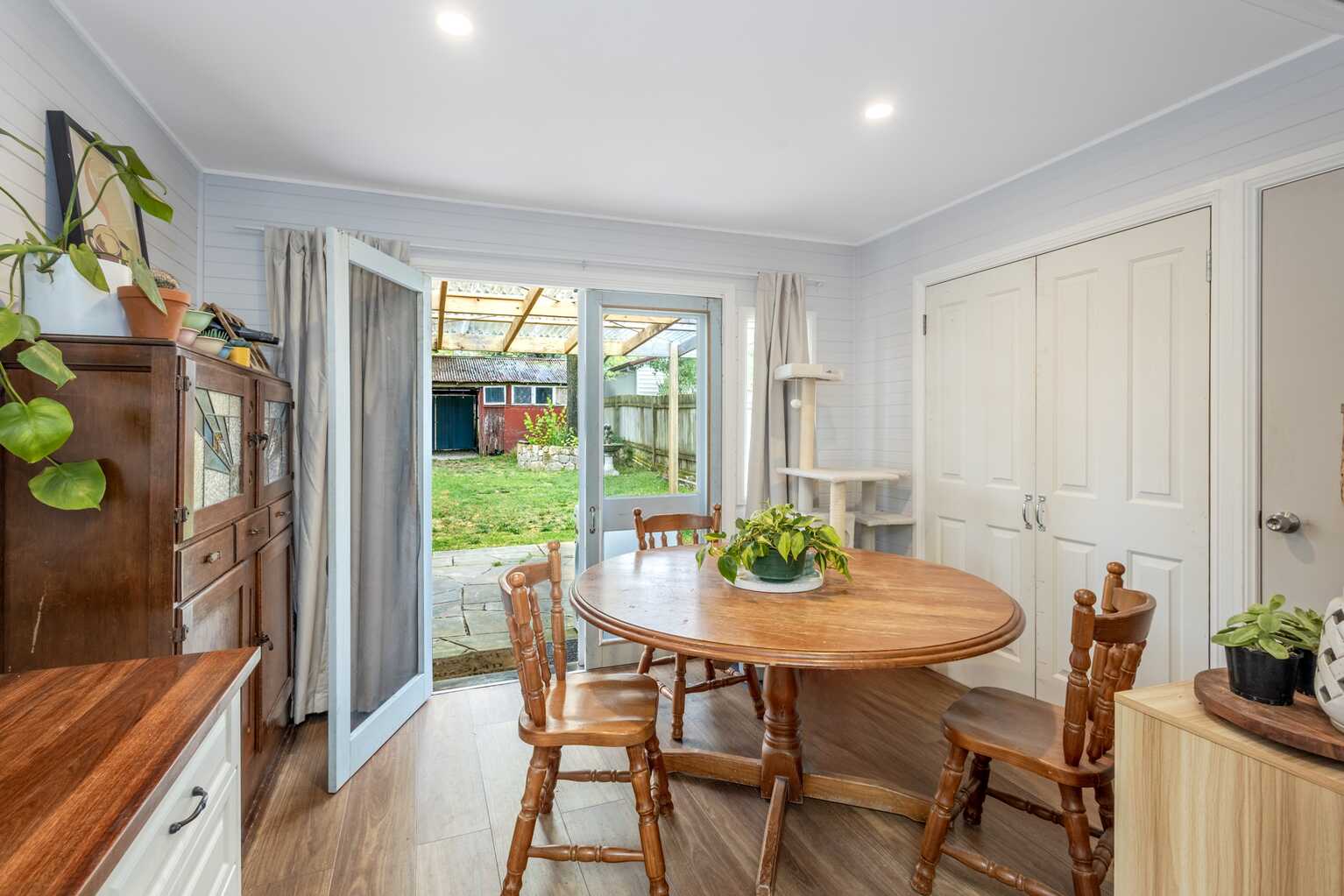 67 Govetts Leap Road Blackheath