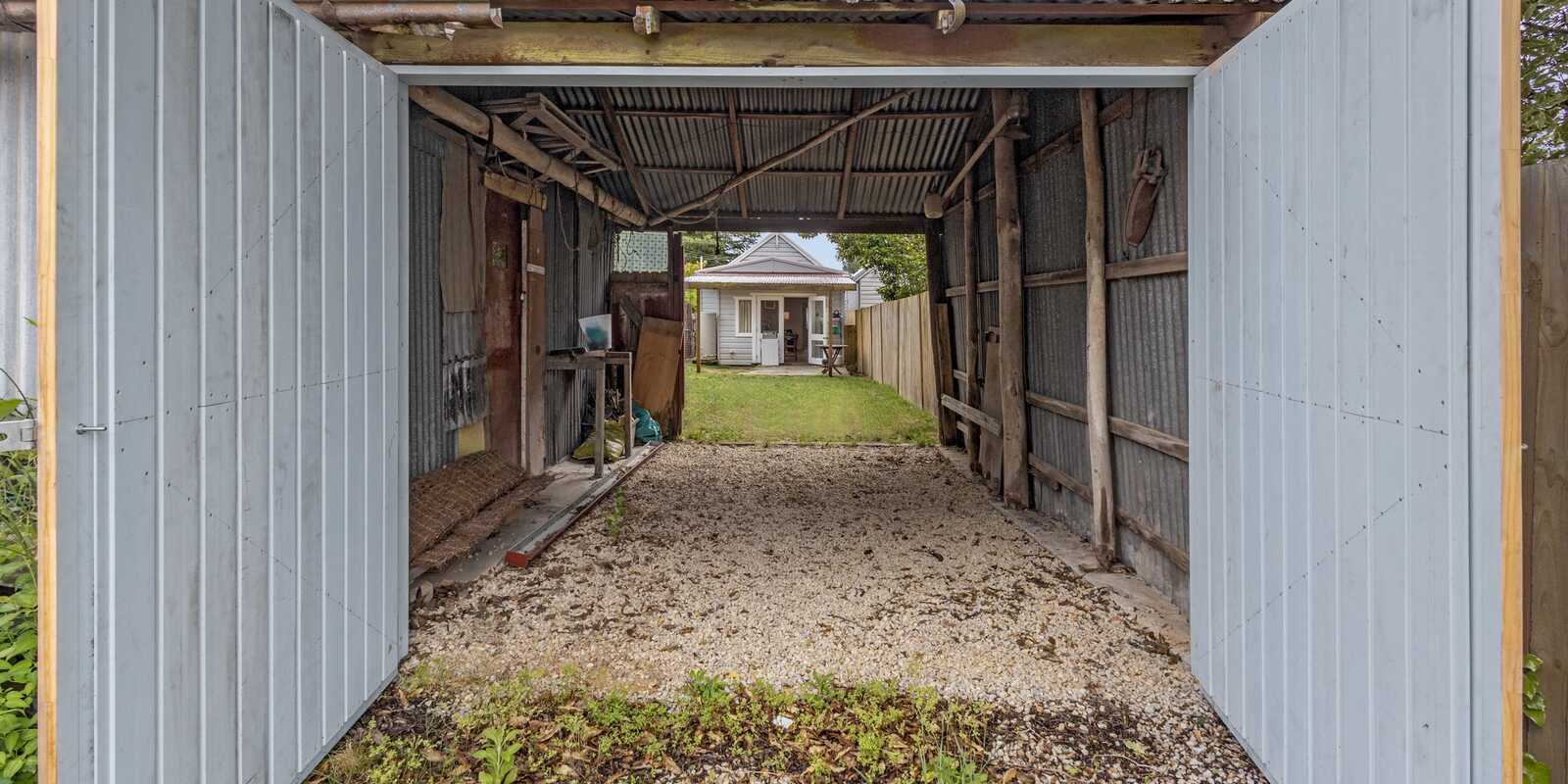 67 Govetts Leap Road Blackheath