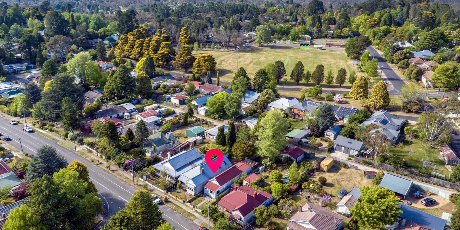 67 Govetts Leap Road Blackheath