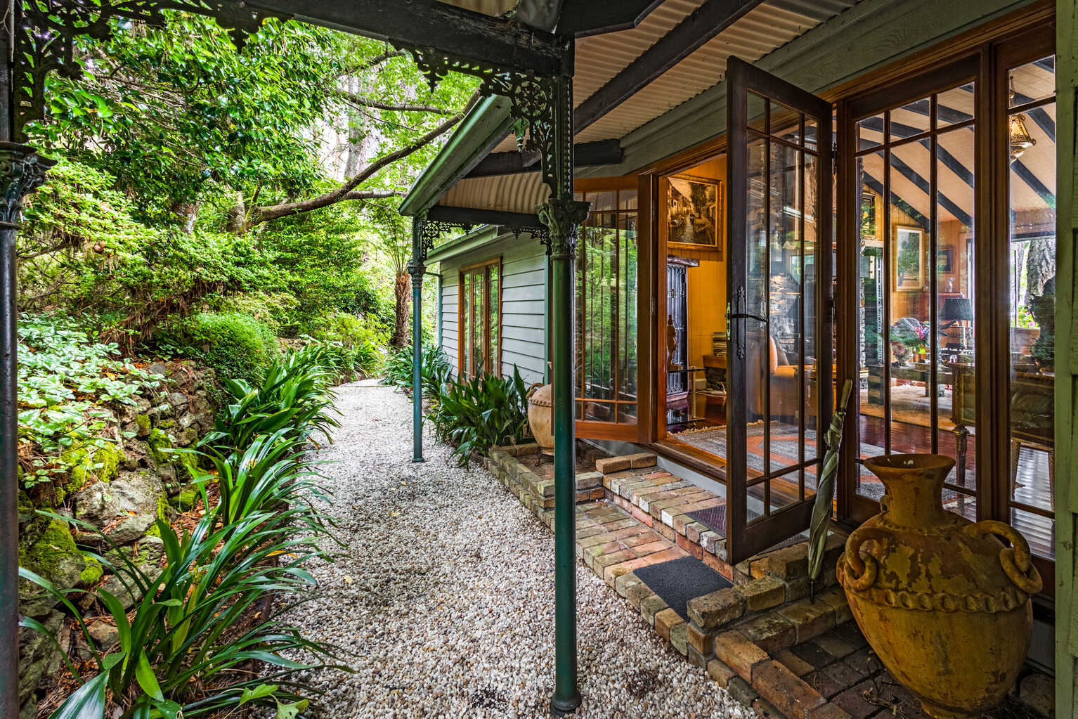 95-97 Mount Irvine Road Mount Wilson