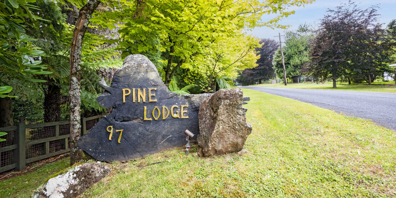 95-97 Mount Irvine Road Mount Wilson
