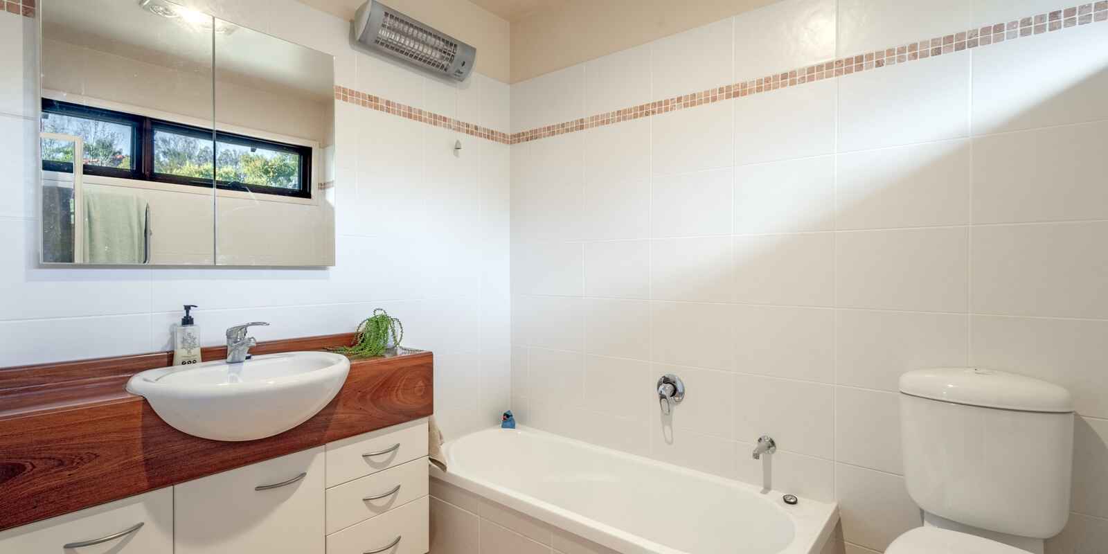 18 Days Crescent Blackheath 18 Days Crescent Blackheath