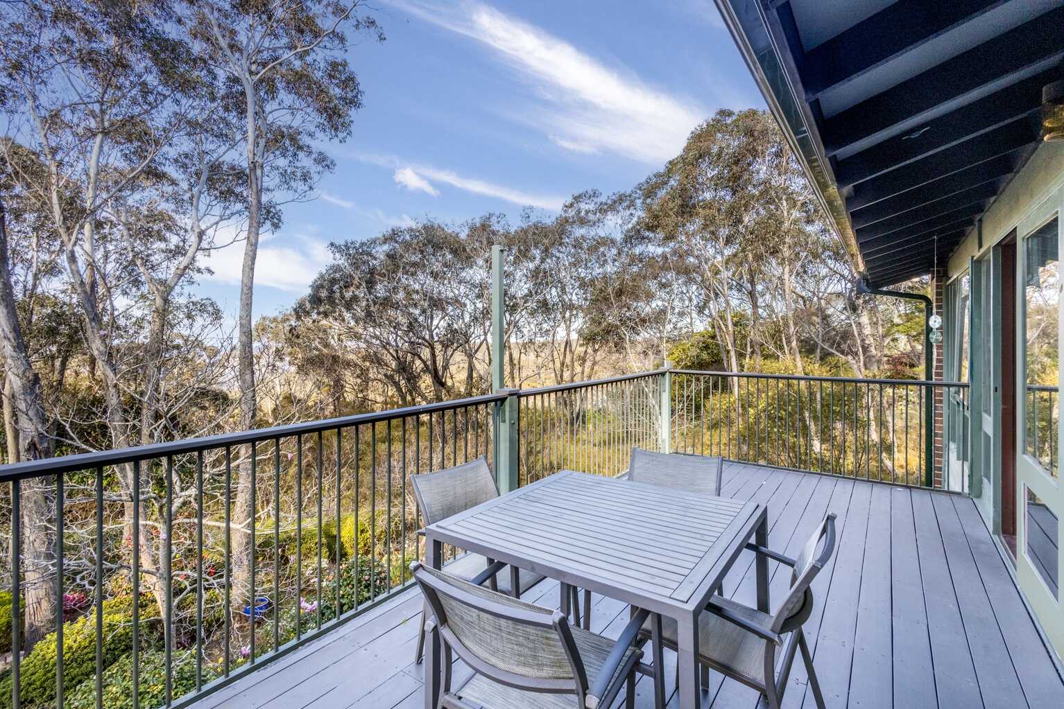 18 Days Crescent Blackheath 18 Days Crescent Blackheath