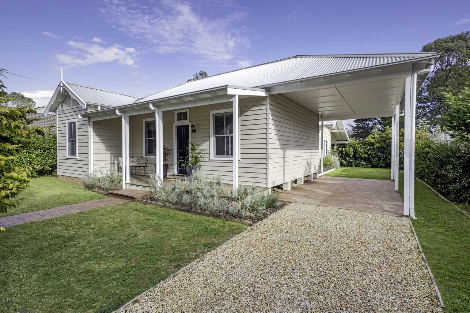 150 Hat Hill Road Blackheath 150 Hat Hill Road Blackheath
