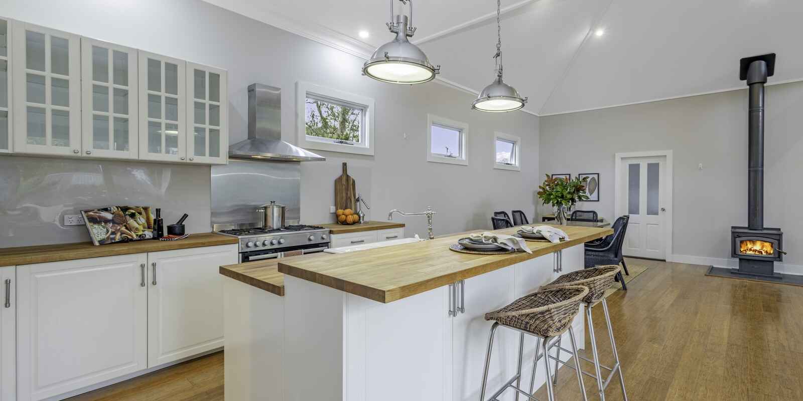 150 Hat Hill Road Blackheath 150 Hat Hill Road Blackheath