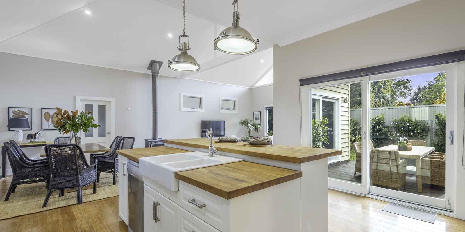 150 Hat Hill Road Blackheath 150 Hat Hill Road Blackheath