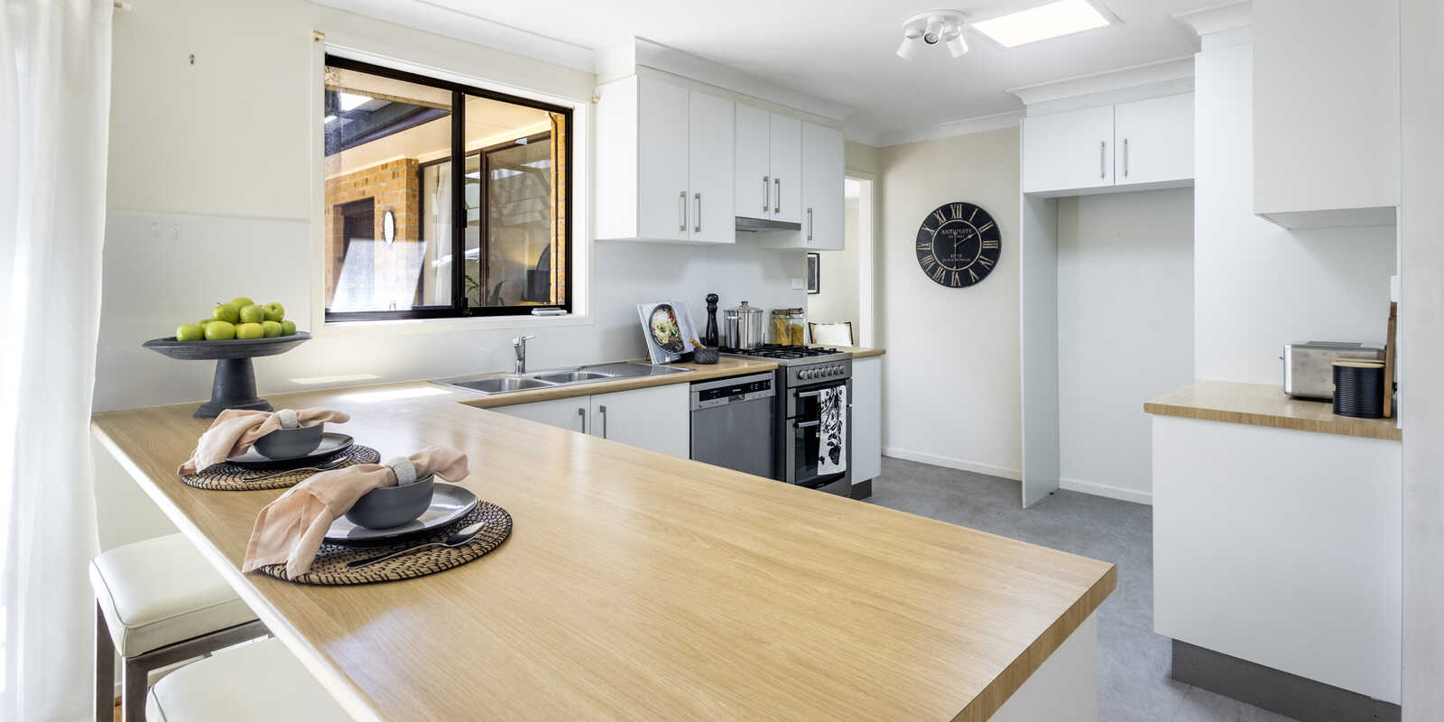 48 Hillier Ave Blackheath