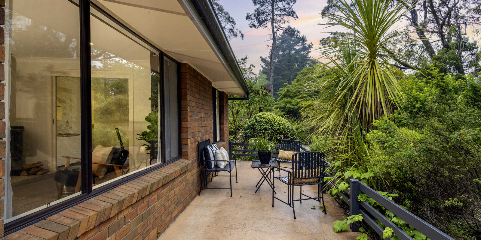 144-146 Evans Lookout Road Blackheath 144-146 Evans Lookout Road Blackheath