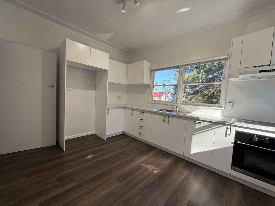 2/14 INCONSTANT STREET Blackheath