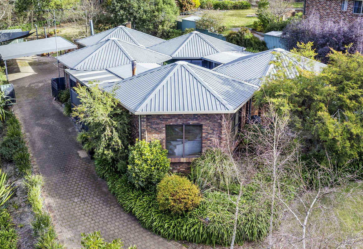 Unique and spacious hexagonal design