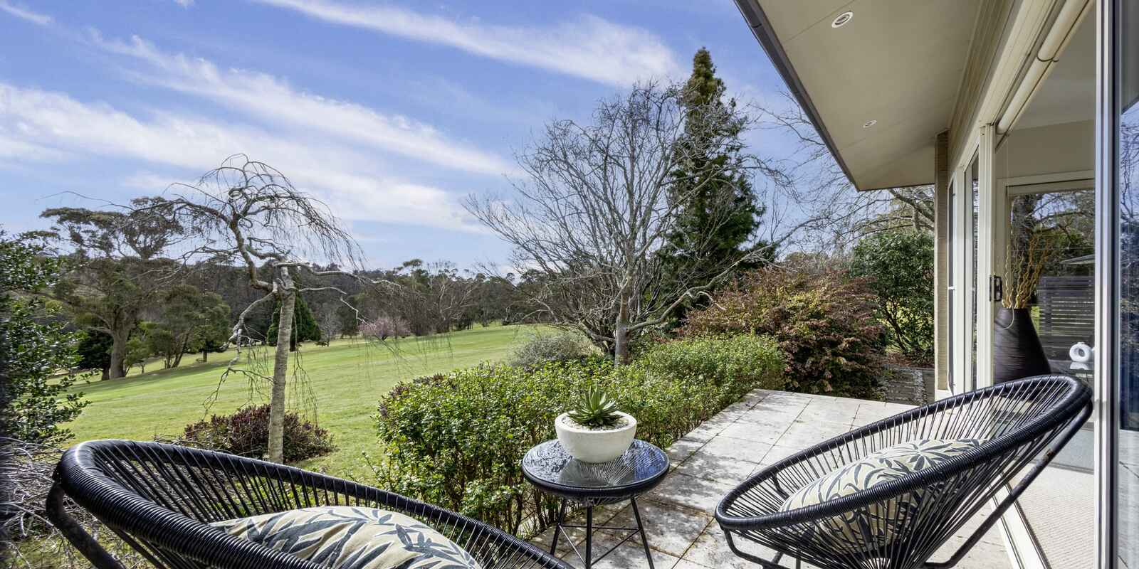 68 Brightlands Avenue Blackheath 68 Brightlands Avenue Blackheath