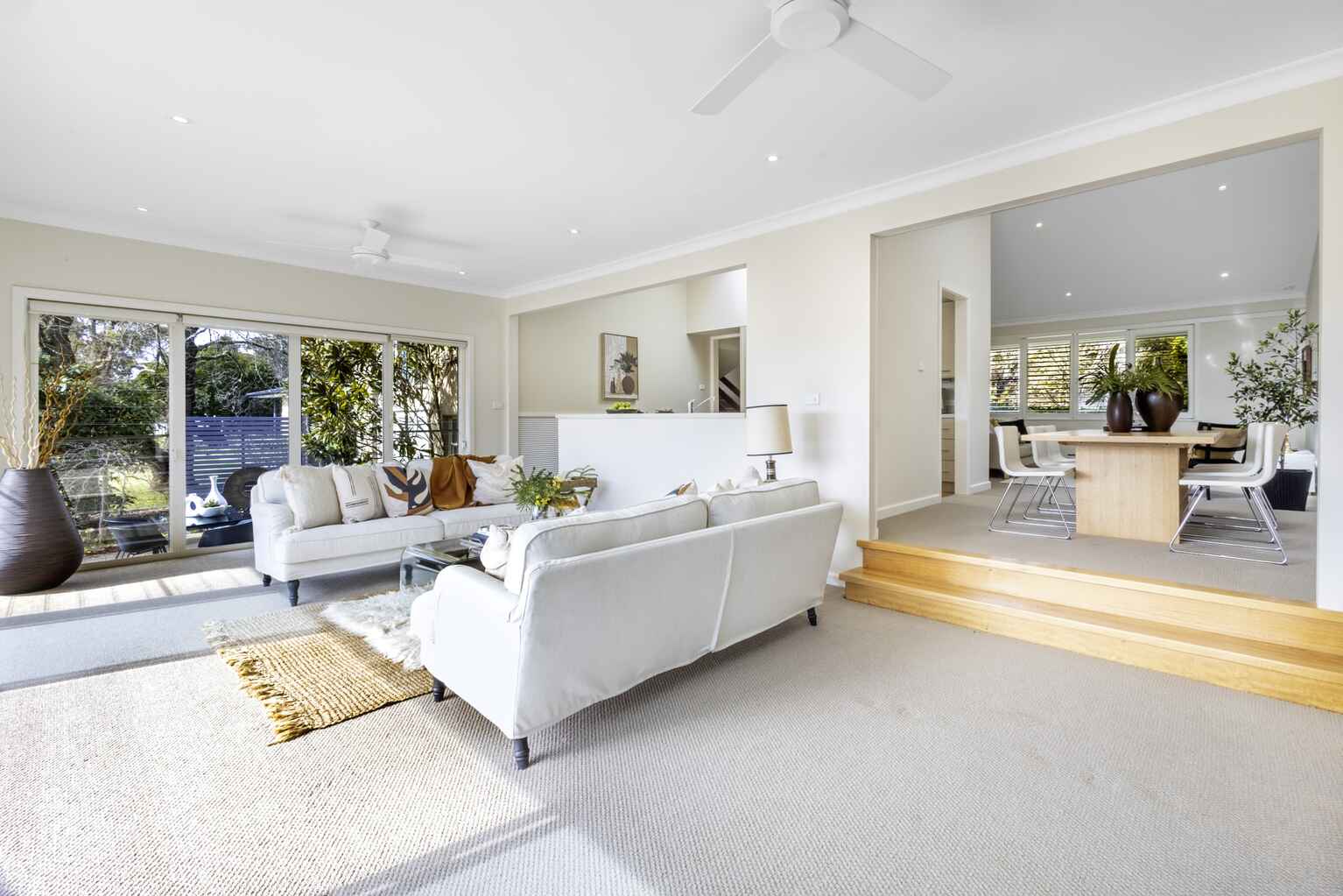 68 Brightlands Avenue Blackheath 68 Brightlands Avenue Blackheath