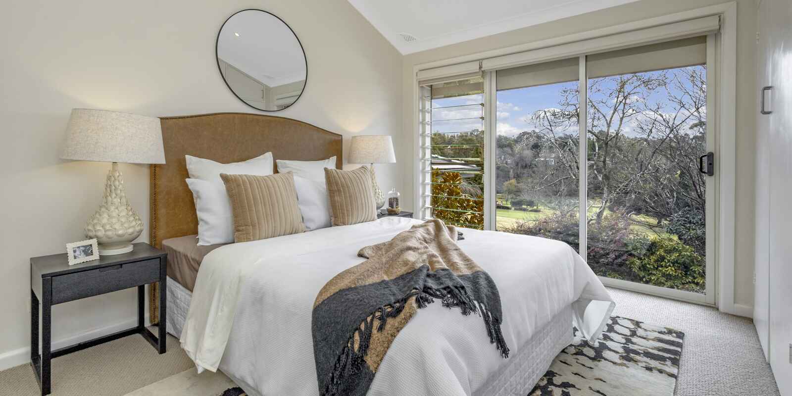 68 Brightlands Avenue Blackheath 68 Brightlands Avenue Blackheath