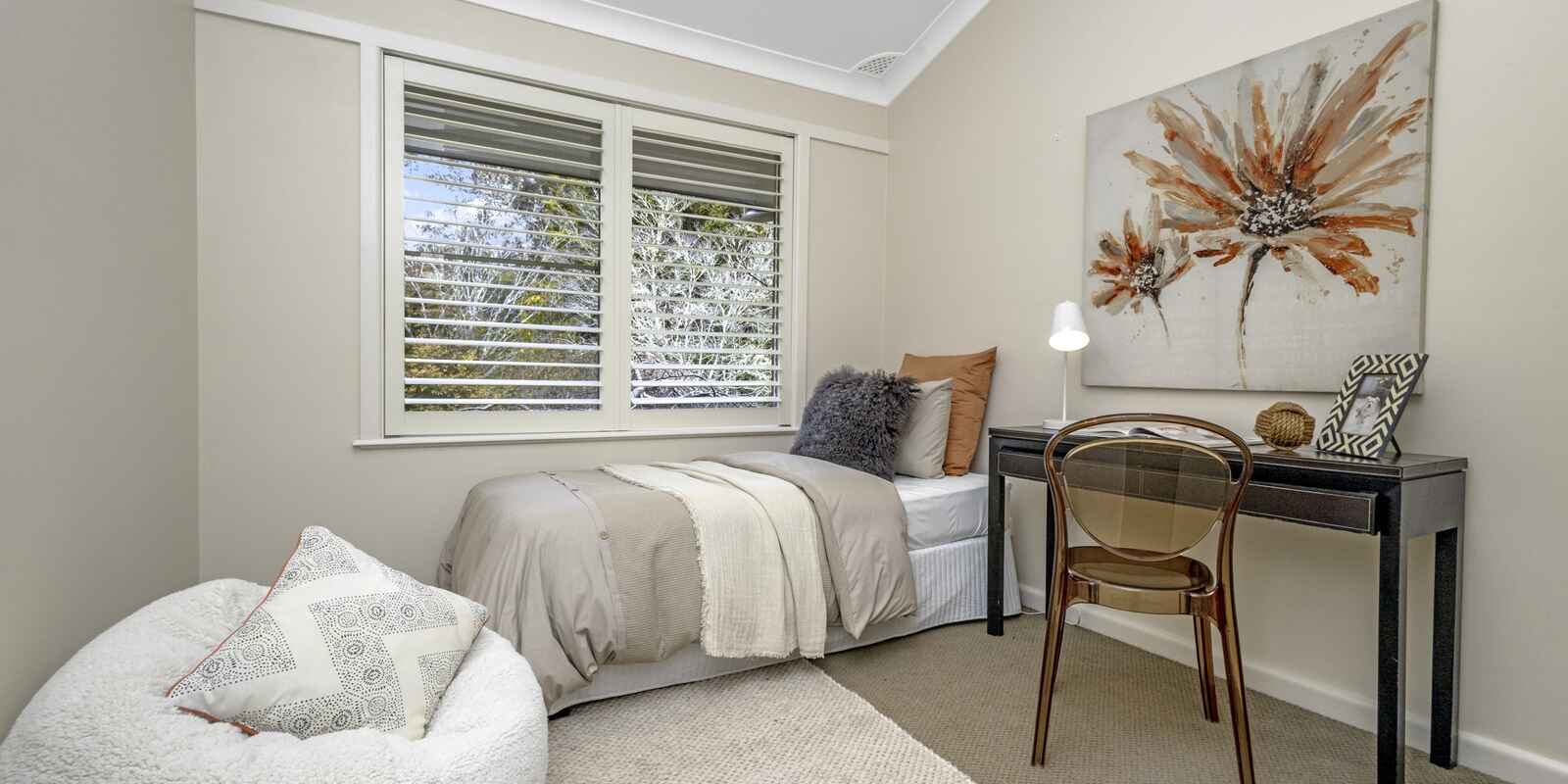 68 Brightlands Avenue Blackheath 68 Brightlands Avenue Blackheath