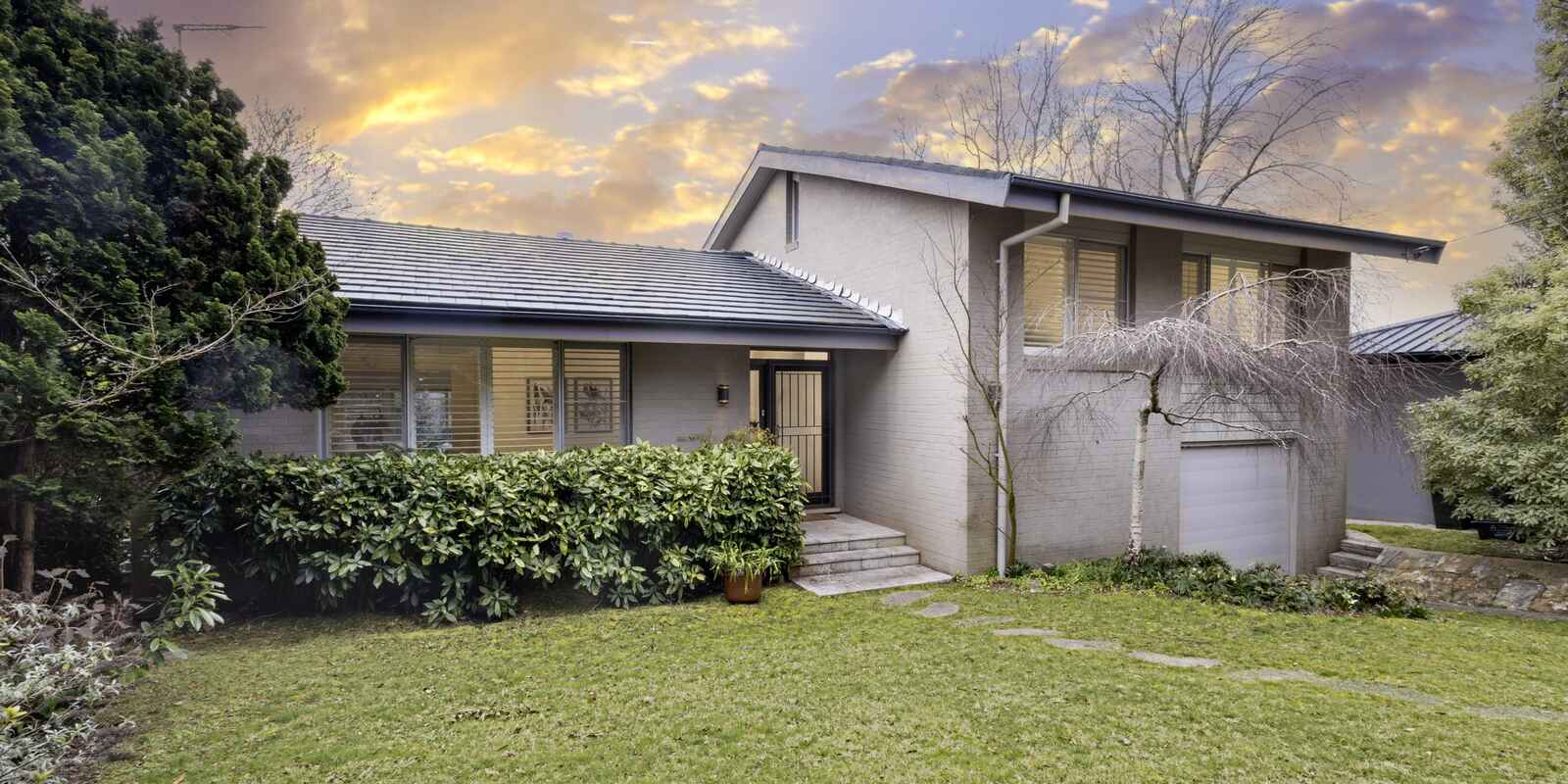 68 Brightlands Avenue Blackheath 68 Brightlands Avenue Blackheath