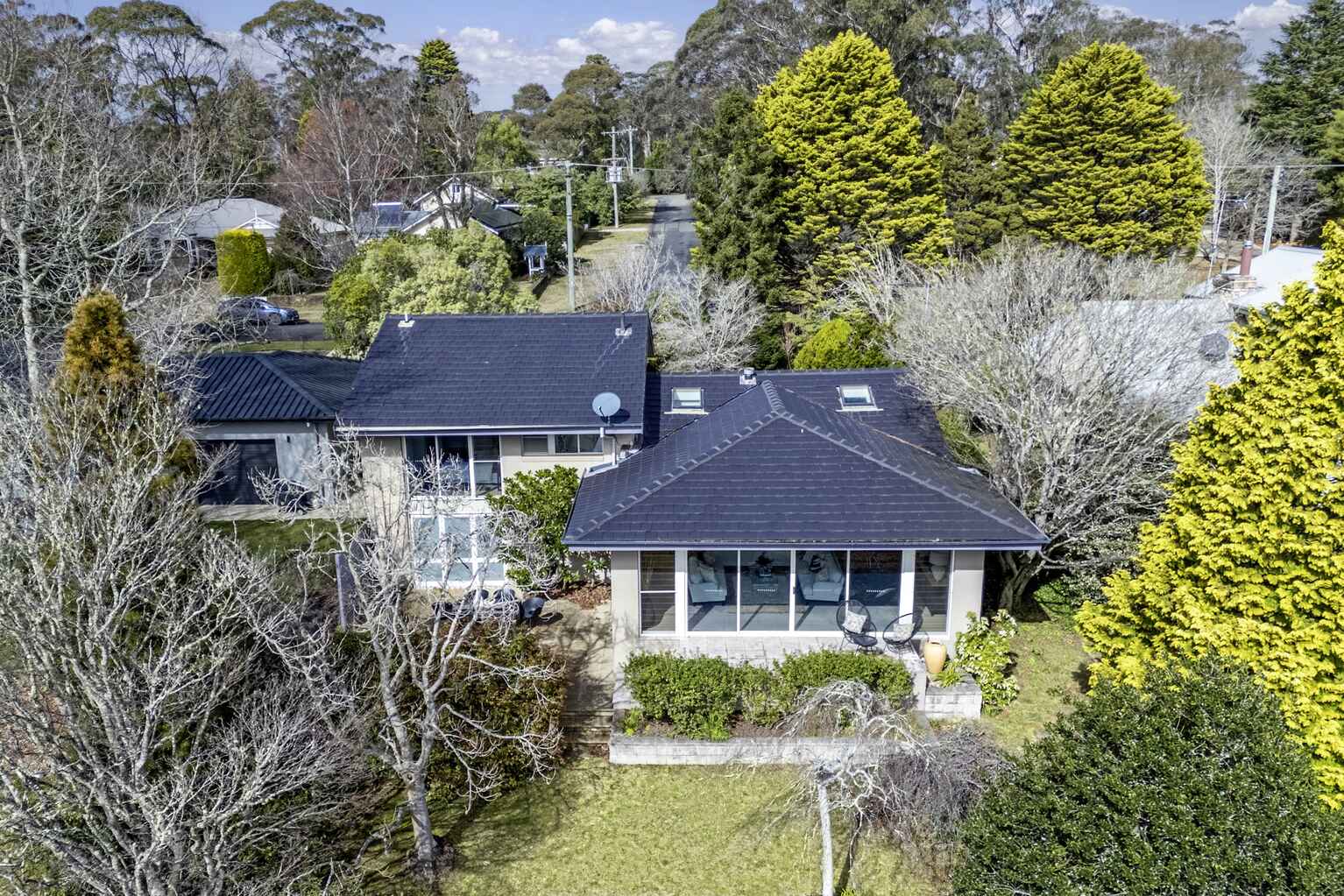 68 Brightlands Avenue Blackheath 68 Brightlands Avenue Blackheath