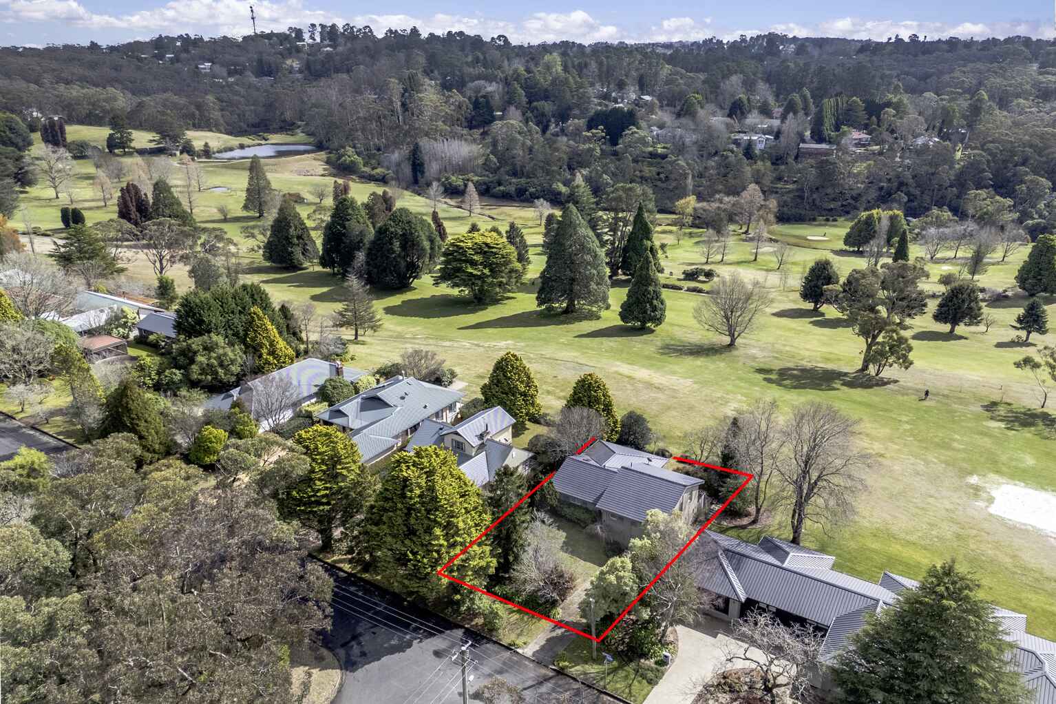 68 Brightlands Avenue Blackheath 68 Brightlands Avenue Blackheath