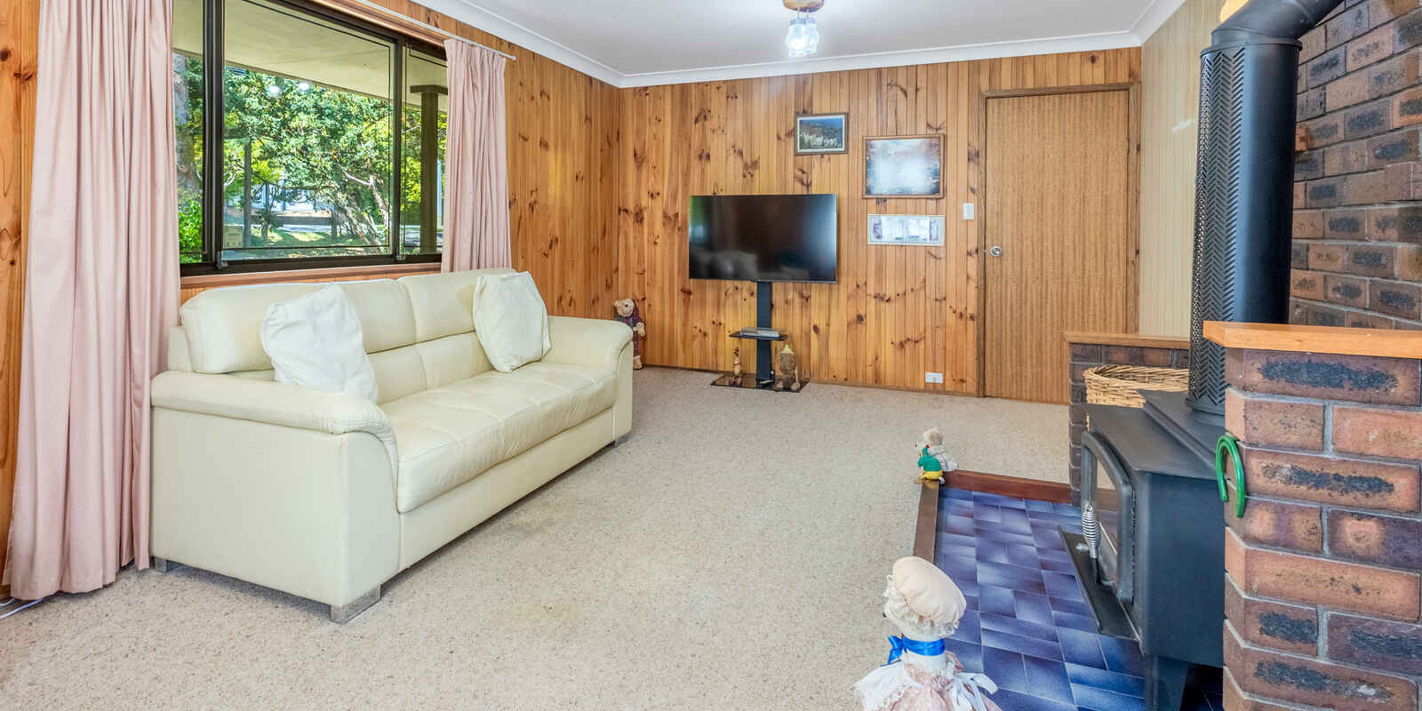 184 Govetts Leap Road Blackheath
