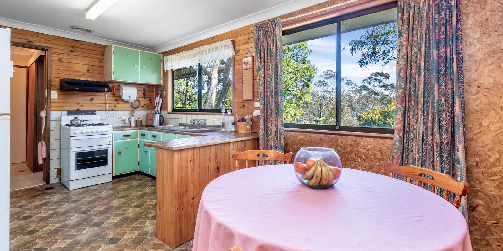 184 Govetts Leap Road Blackheath