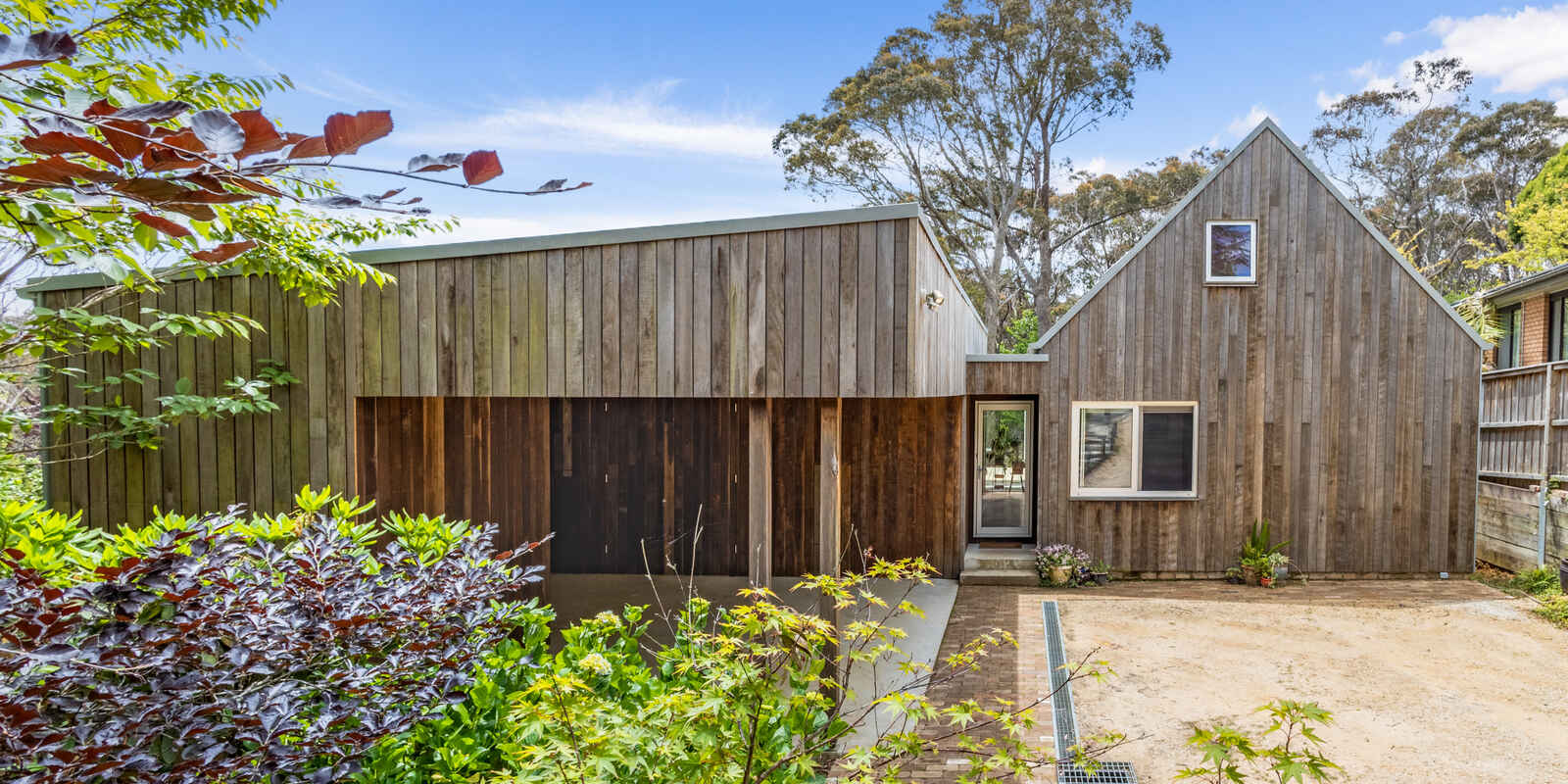 24 Cleopatra Street Blackheath 24 Cleopatra Street Blackheath