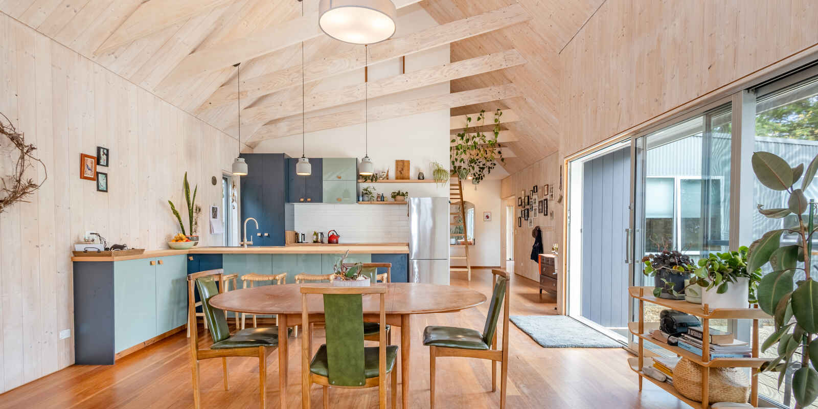 24 Cleopatra Street Blackheath 24 Cleopatra Street Blackheath