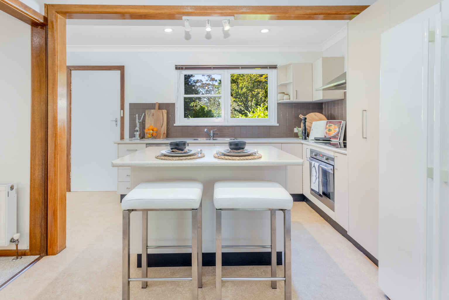 87 Brightlands Avenue Blackheath 87 Brightlands Avenue Blackheath