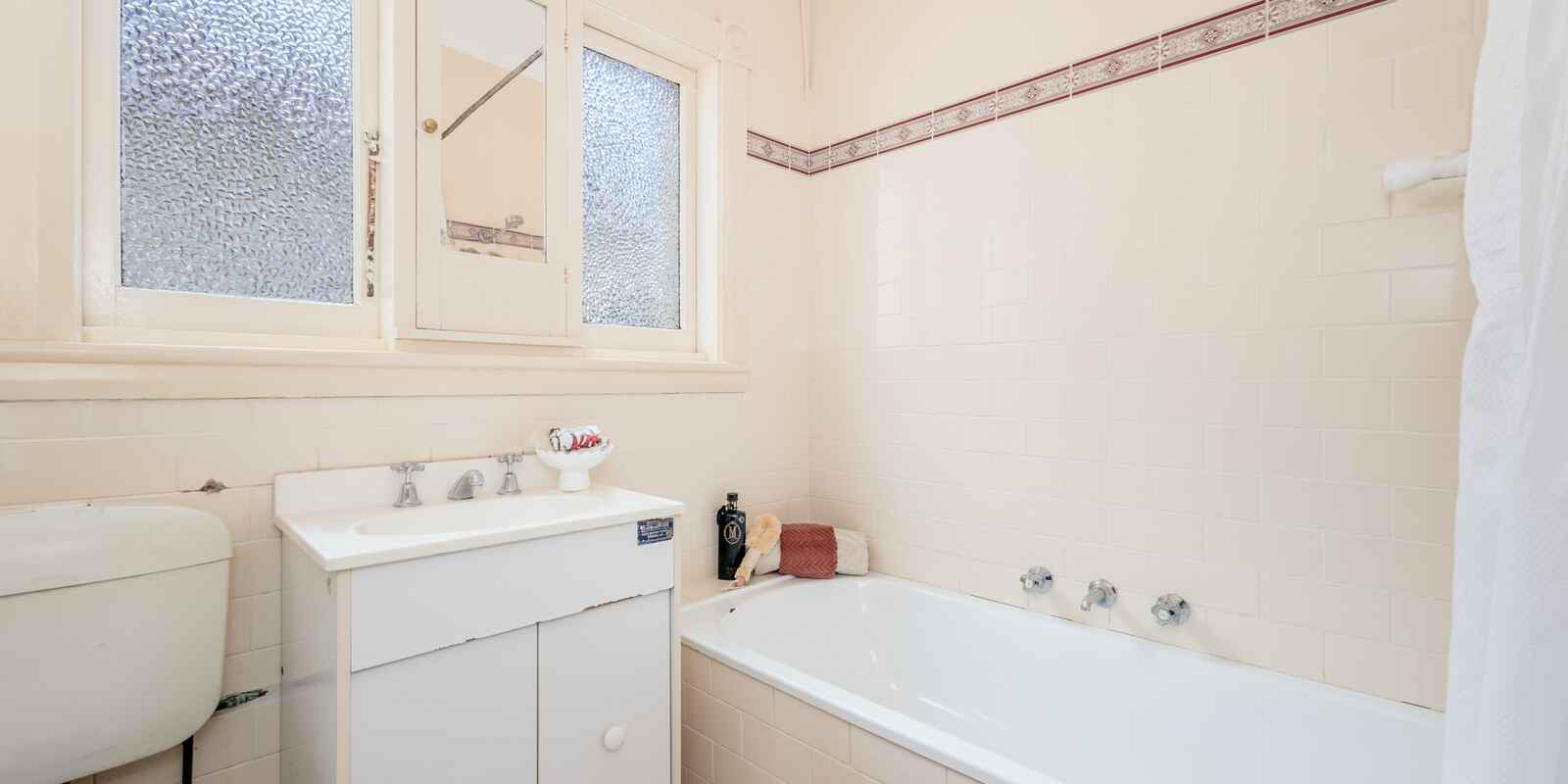 134-136 Wentworth Street Blackheath 134-136 Wentworth Street Blackheath