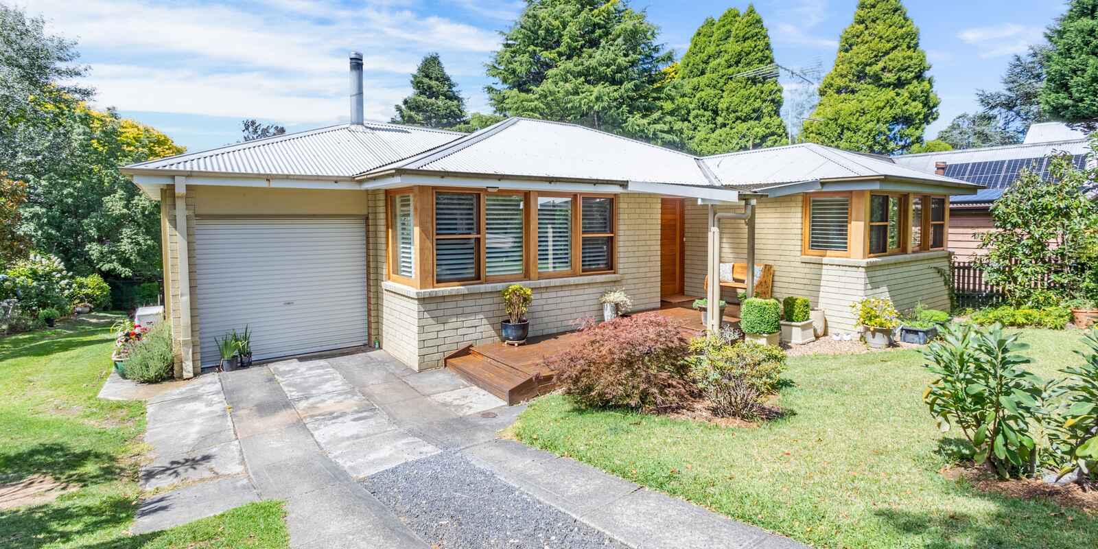 72-74 Govetts Leap Road Blackheath