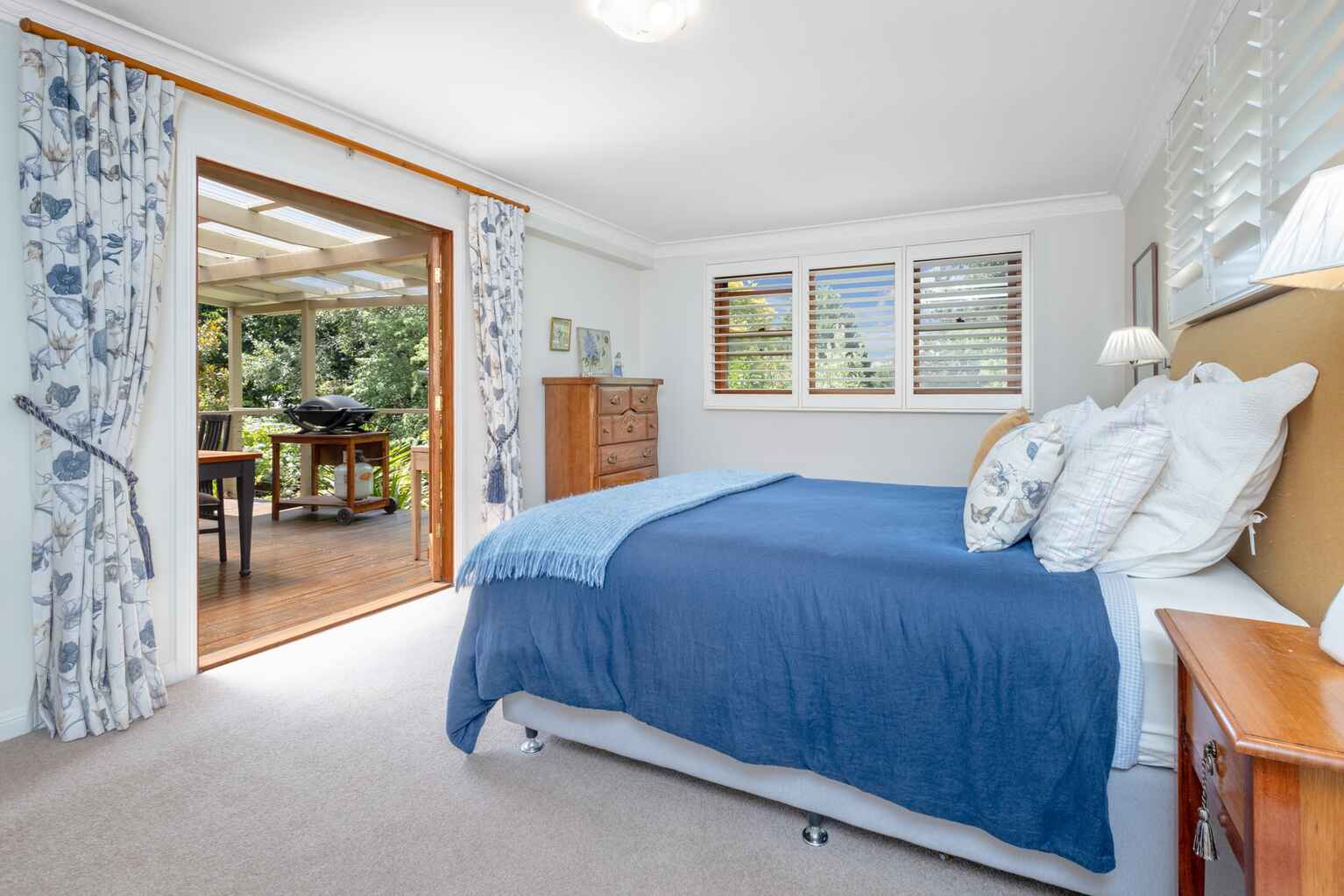 72-74 Govetts Leap Road Blackheath