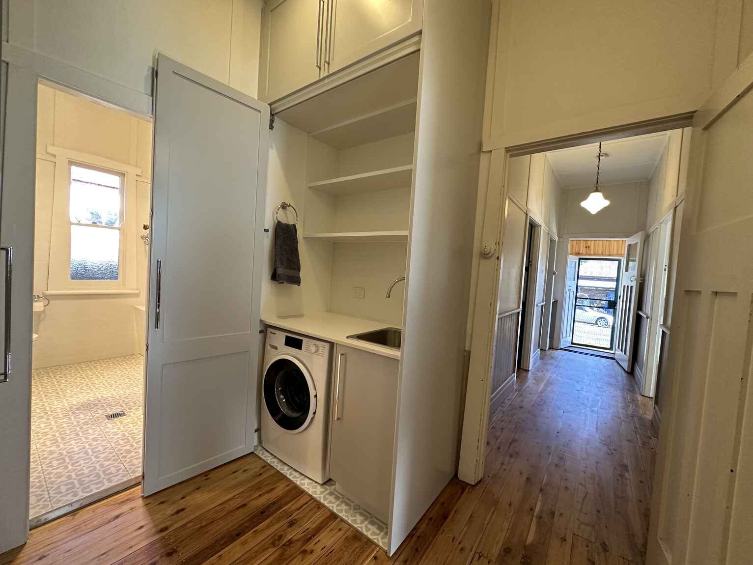 21 WARAGIL STREET Blackheath