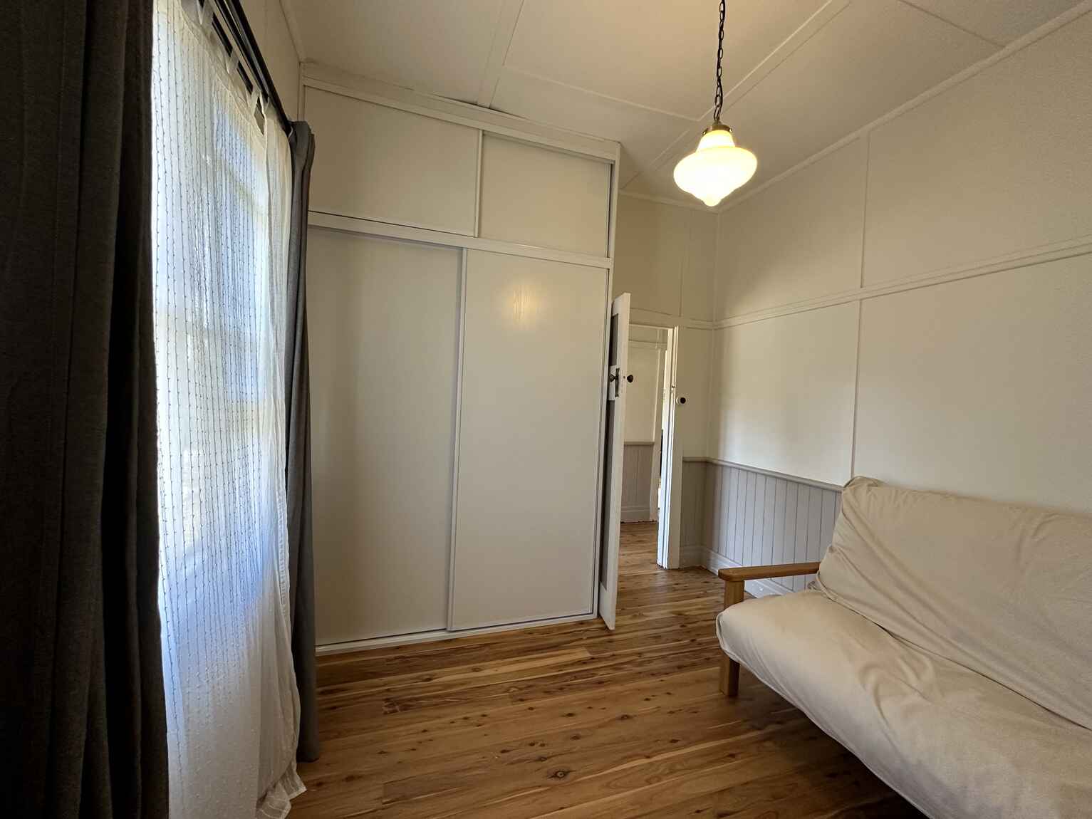 21 WARAGIL STREET Blackheath