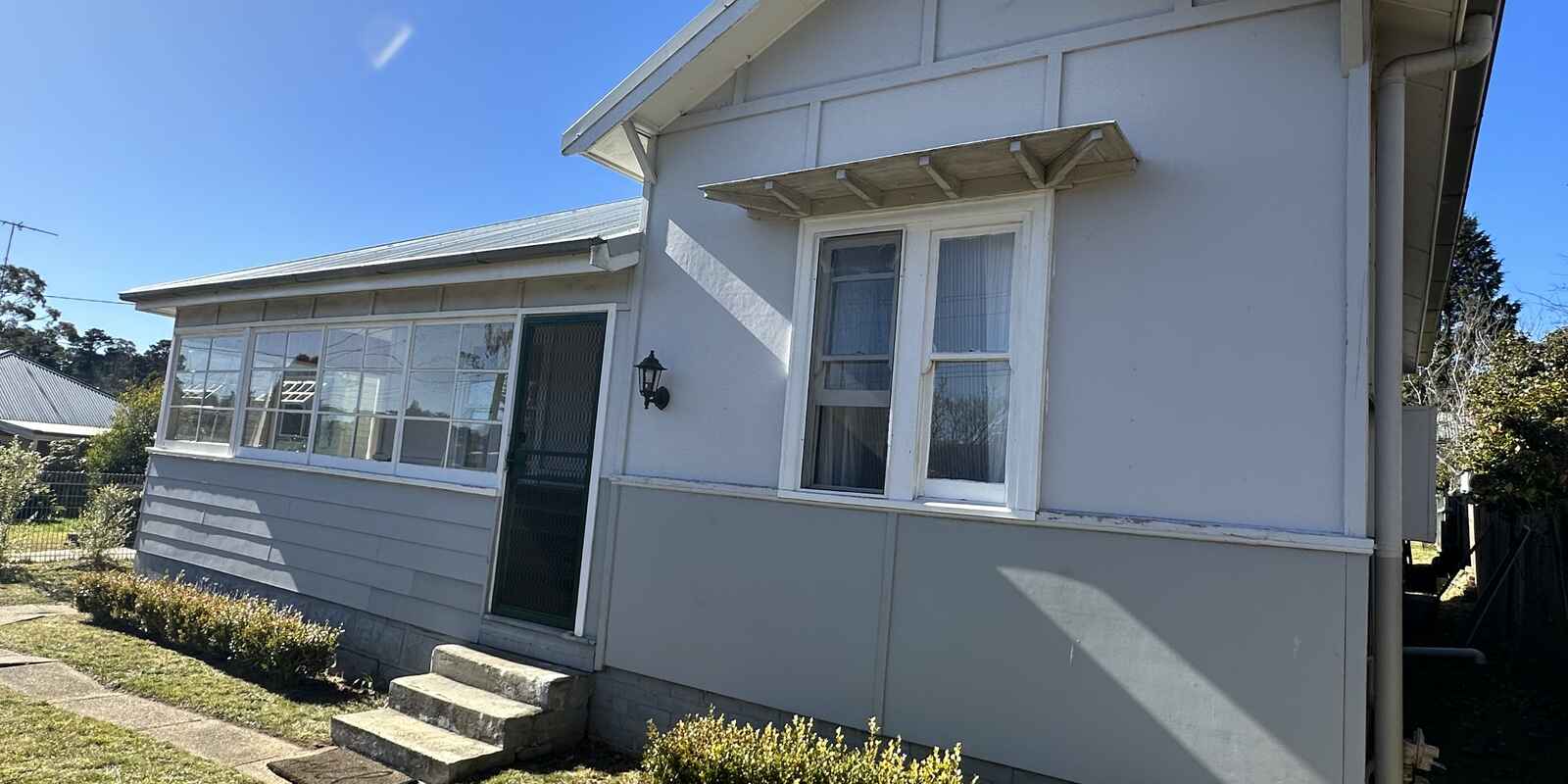 21 WARAGIL STREET Blackheath