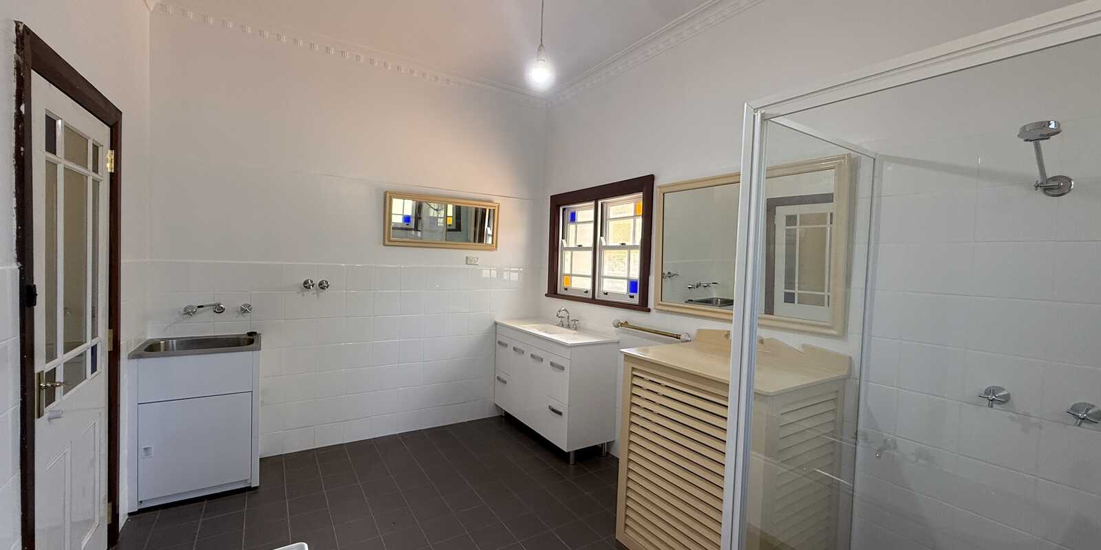 1/108 GOVETTS LEAP ROAD Blackheath