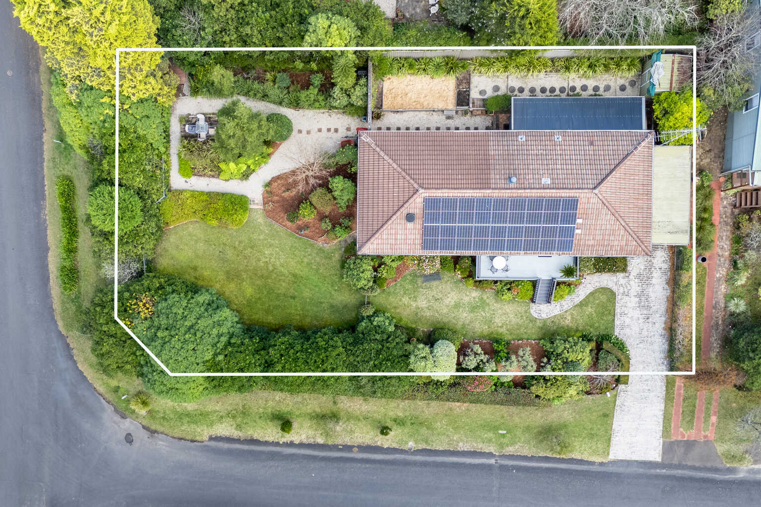28 Kanimbla Road Blackheath 28 Kanimbla Road Blackheath