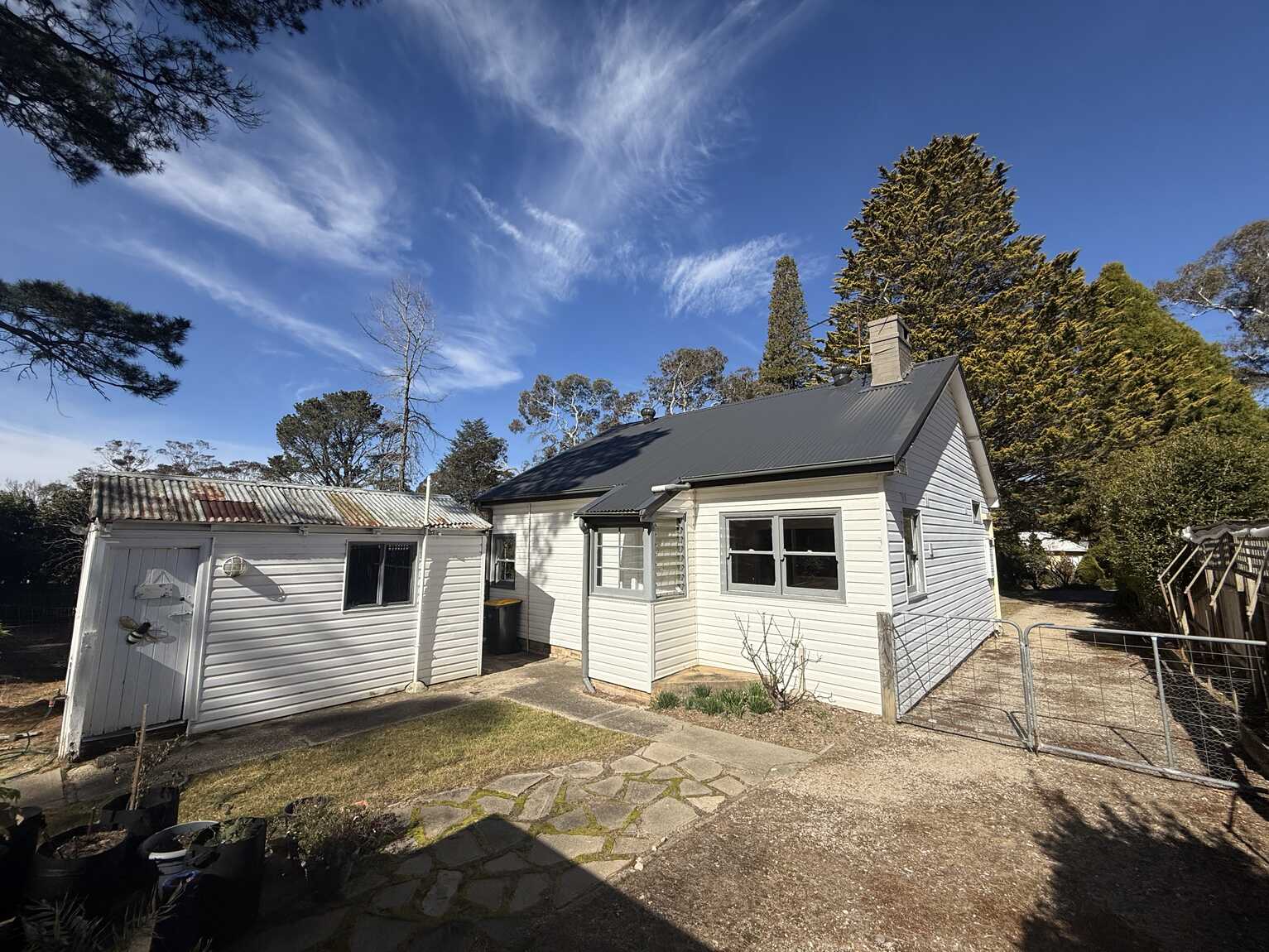 8 Evans Lookout Road Blackheath