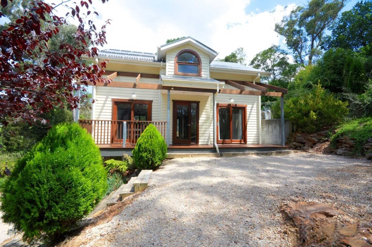 7 Cleopatra Street Blackheath