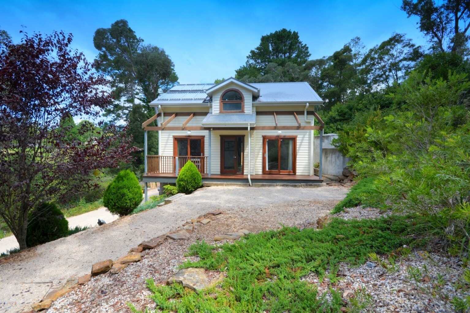 7 Cleopatra Street Blackheath