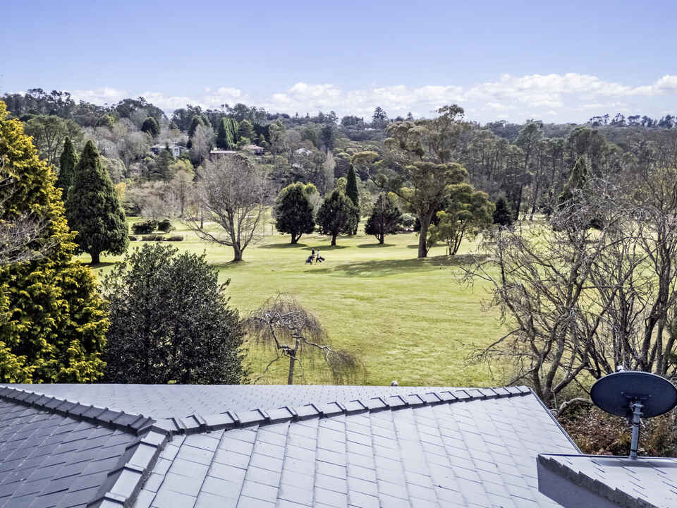 68 Brightlands Avenue Blackheath