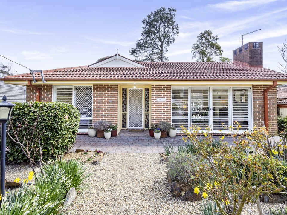 6 Hillier Avenue Blackheath